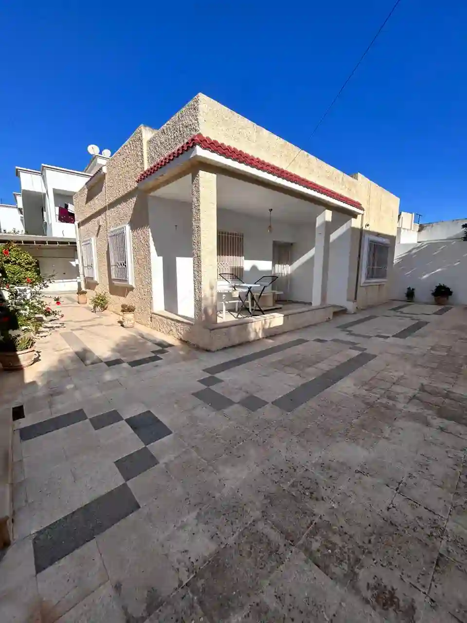 Une Villa de Plain Pied à Cité el Ghazela à Cite El Ghazala 10