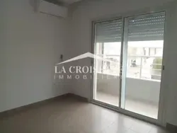 Appartement s+3 à la Marsa Mal1586