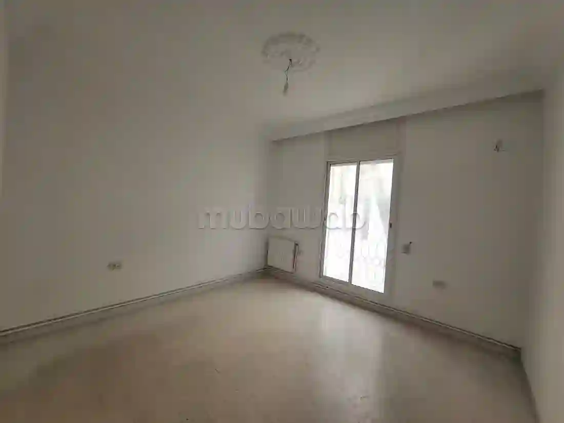 Etage de Villa S3 à Louer au Kram0