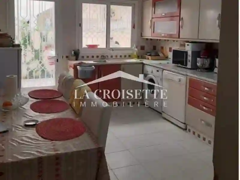 Rez-de-chaussée de Villa Avec Jardin à la Soukra Zrcl03120