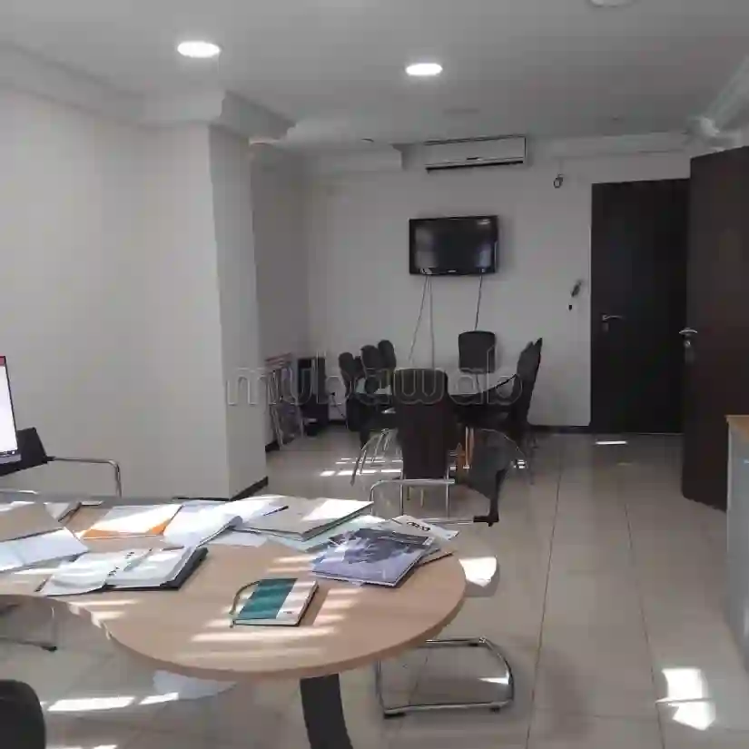 Appartement a Usage de Bureau a Lafayette