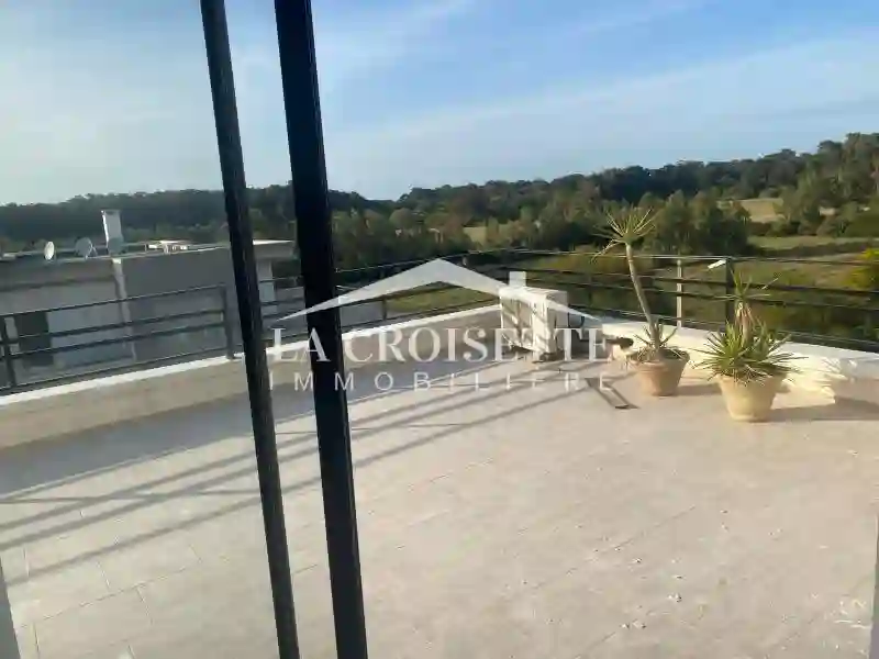Villa s+4 à Gammarth Mvl16870