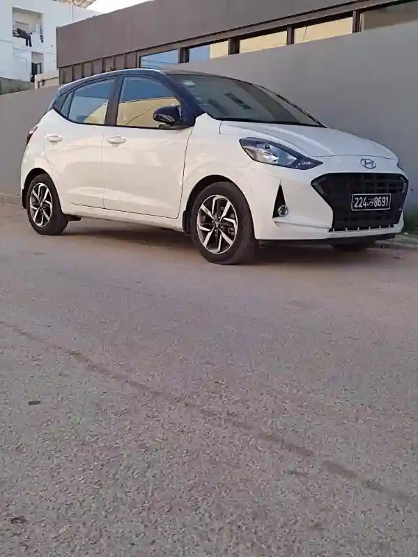 Hyundai I10 Essence 2021 - Vue 2