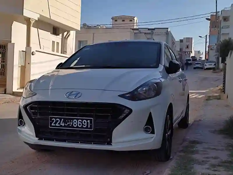 Hyundai I10 Essence 2021 - Vue 8