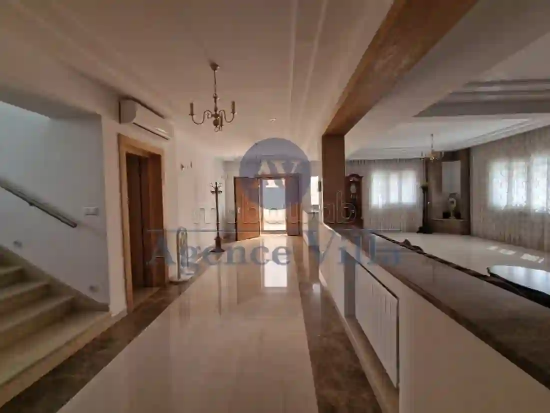 Une Villa à Usage Bureautique s9 Neuve au Lac1