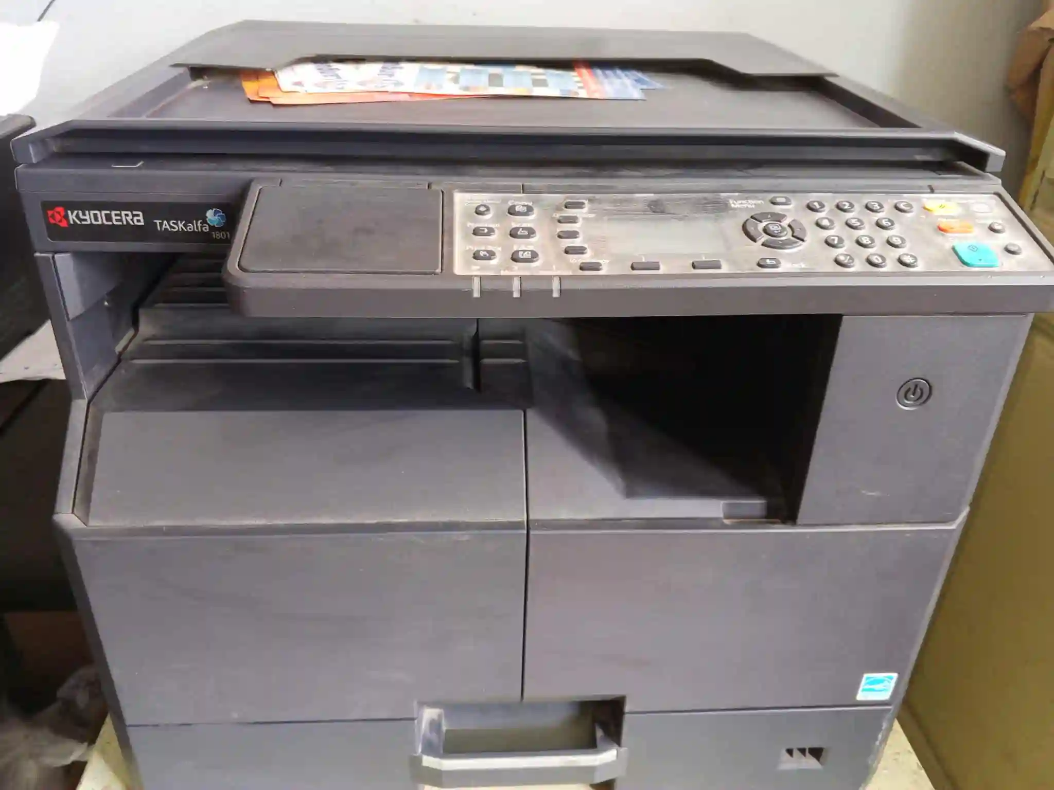 Photocopieur a3 a4 Kyocera Taskalfa 1801 à El Omrane Superieur - Vue 2