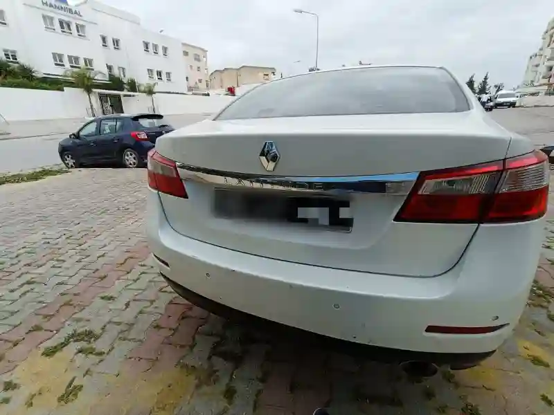 Renault Latitude Diesel 2012 - Vue 5