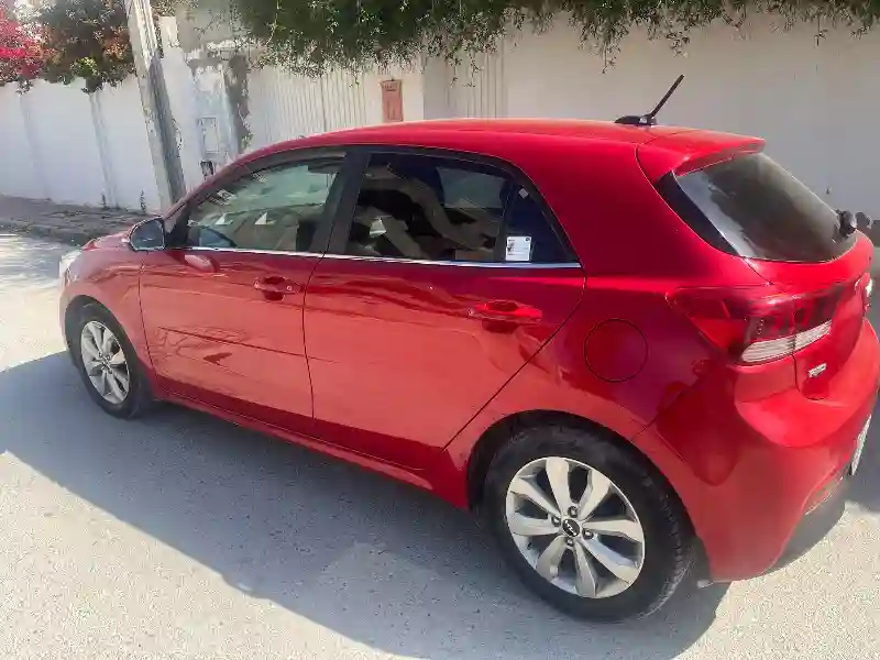 Kia RIO SX Essence 2022 - Vue 3