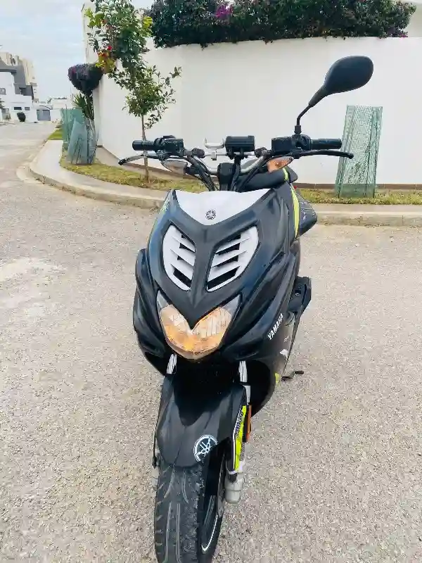 Yamaha Nitro fin 2014 - Vue 3