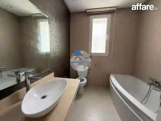 A Louer un Spacieux Villa S+5 à Sahloul