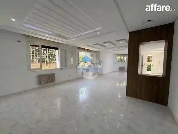 A Louer un Spacieux Villa S+5 à Sahloul - Vue 2