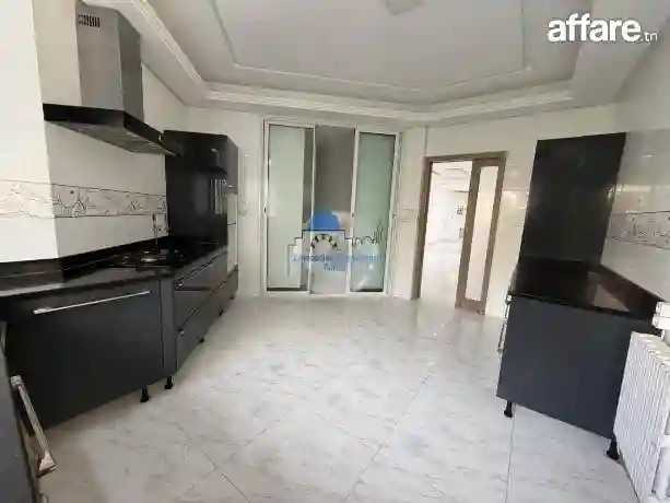 A Louer un Spacieux Villa S+5 à Sahloul - Vue 7