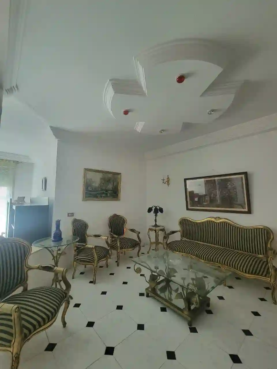 Villa Semi Meublé Triplex à Bizerte - Vue 4