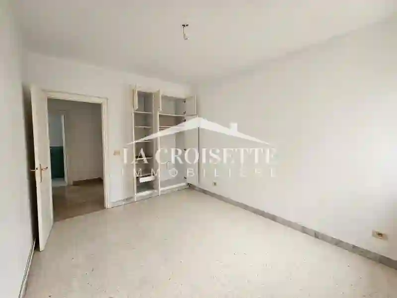 Duplex s+3 Avec Jardin à la Marsa Mdl0650