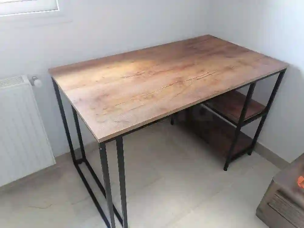 Bureau en bon État - Vue 2