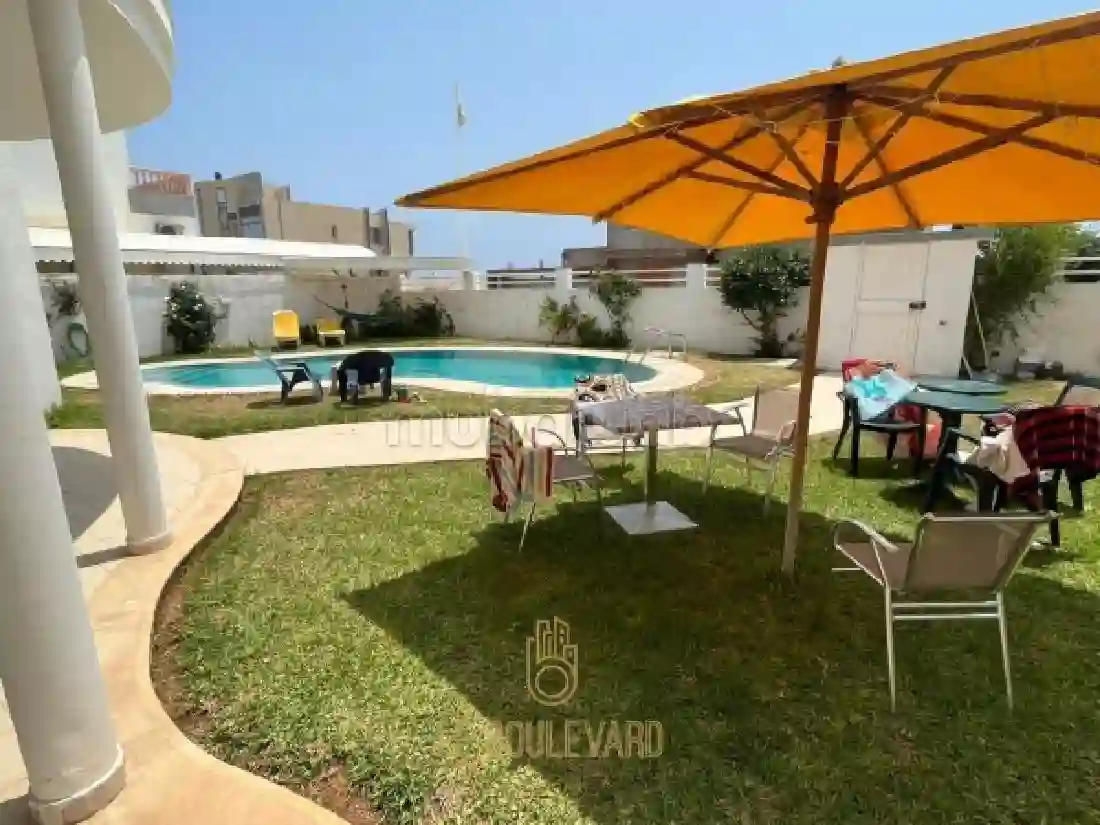 A Louer Villa Duplex S4 Avec Piscine à Jinene Benikhiar