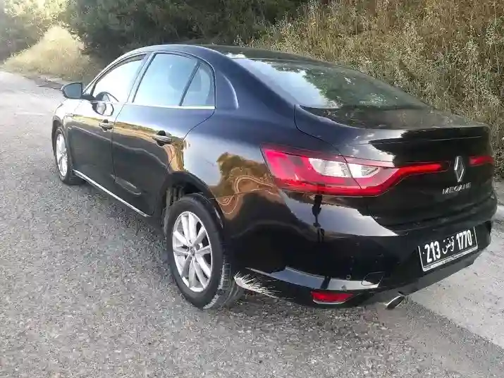 Renault Megane - Vue 3