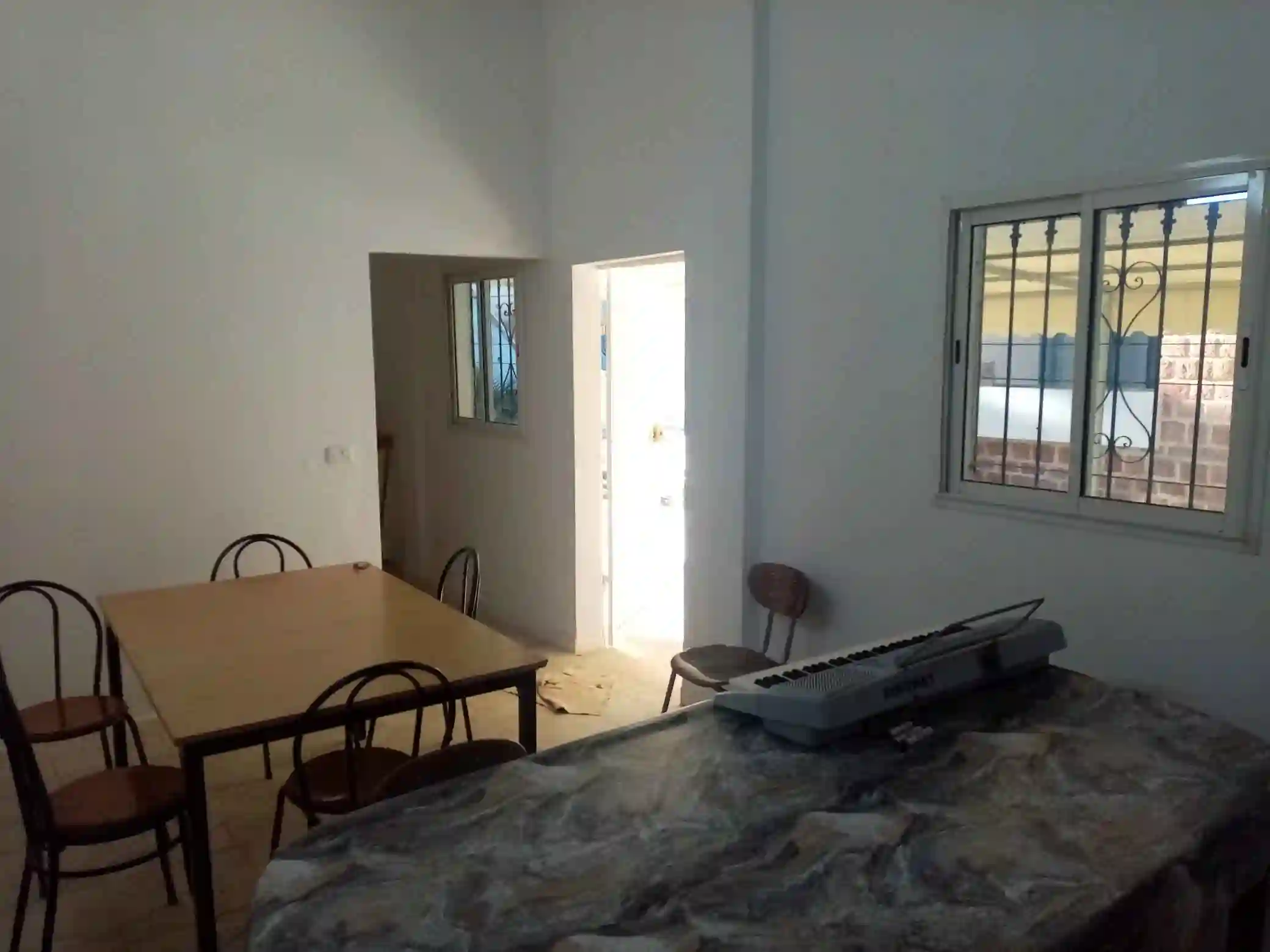 Rdc de Villa Indépendant s1 à el Menzah1 à El Menzah 1