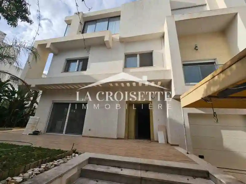 Duplex s+3 Avec Jardin et Piscine à la Soukra Zdl0661 - Vue 5