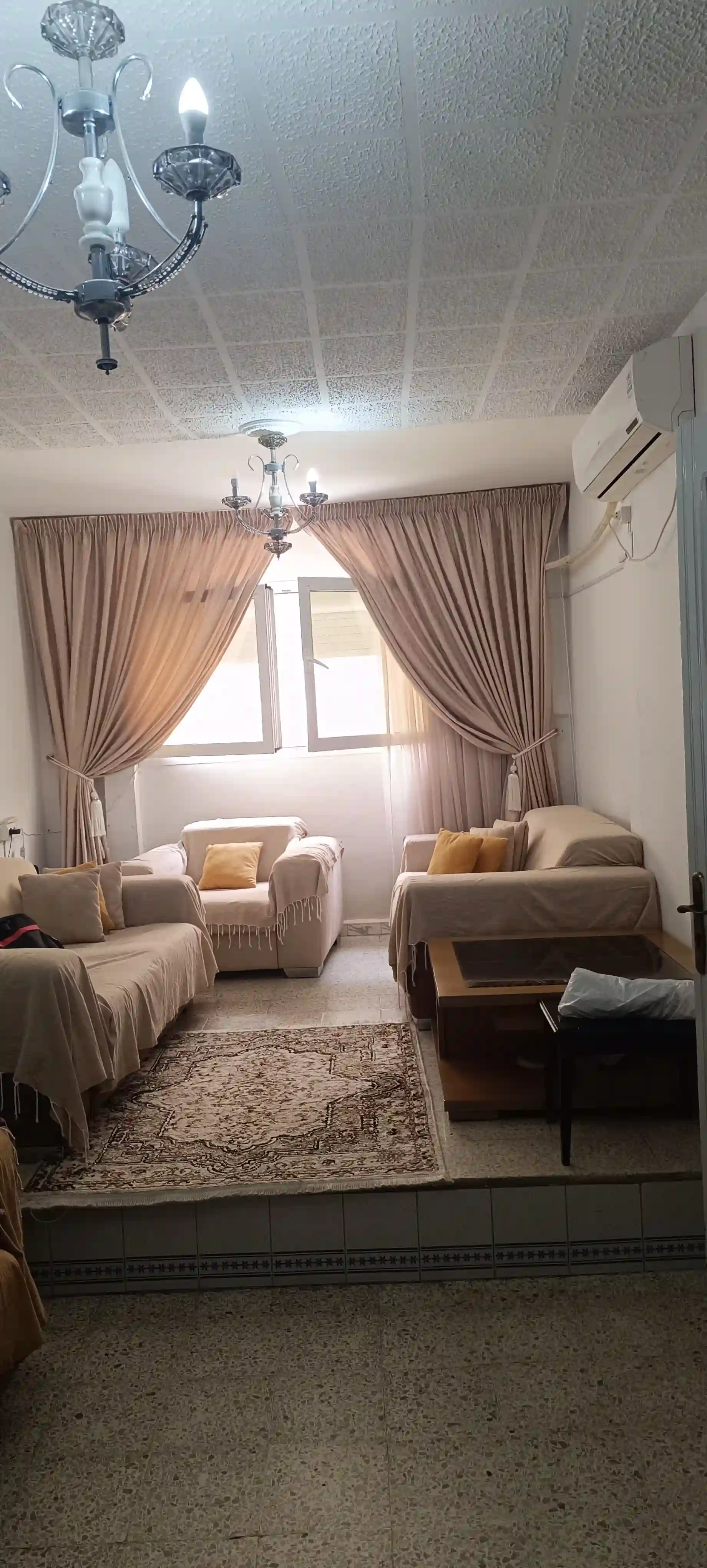 Maison rdc Plus Trois Étage à El Mourouj