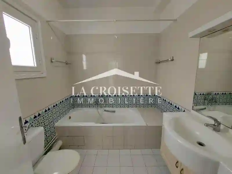 Duplex s+4 à la Marsa Zdl0668 - Vue 3