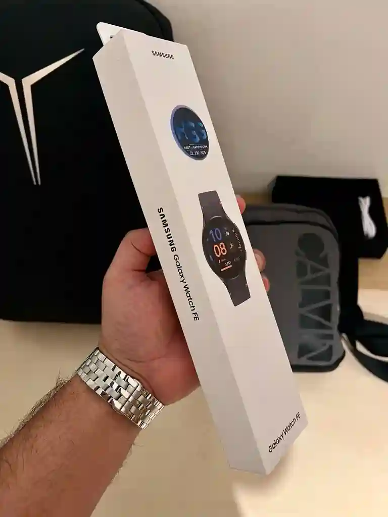 Samsung Galaxy Watch FE - Vue 2