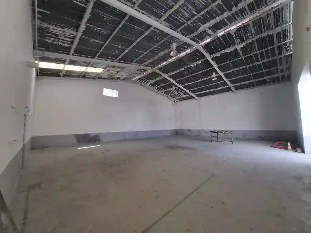 À Louer – Dépôt de 800 m² Avec Bloc Administratif Dans Zone Indus