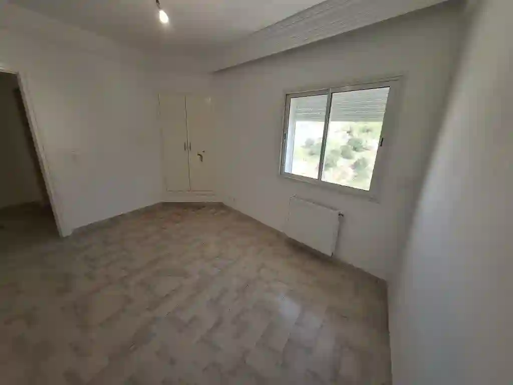 À Vendre Appartement s+3 Spacieux et Lumineux à Borj Cédria 3e