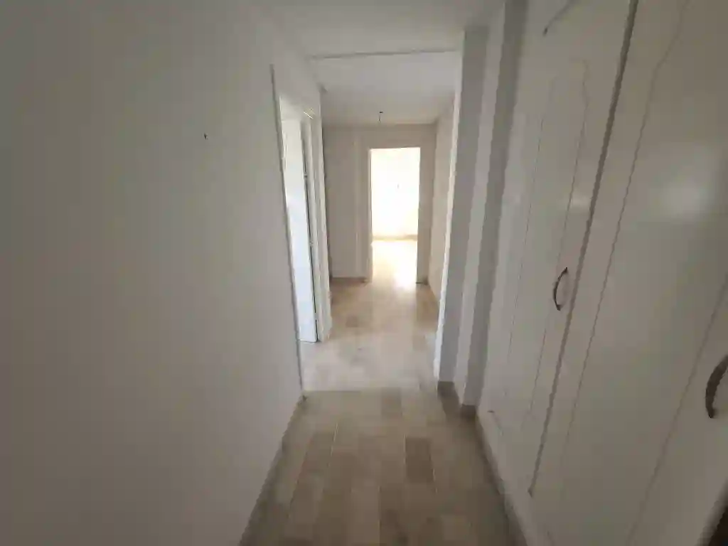À Vendre Appartement s+3 Spacieux et Lumineux à Borj Cédria 3e - Vue 3