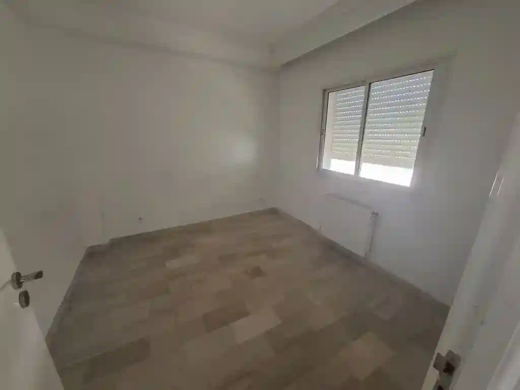 À Vendre Appartement s+3 Spacieux et Lumineux à Borj Cédria 3e - Vue 9