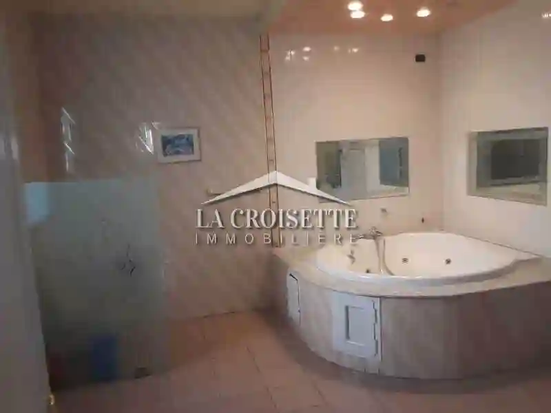 Villa s+6 Avec Piscine à Carthage Mvl0497 - Vue 5