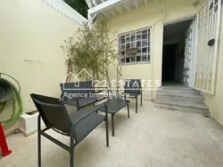 Appartement S1 Meublé Avec Terrasse à la Marsa