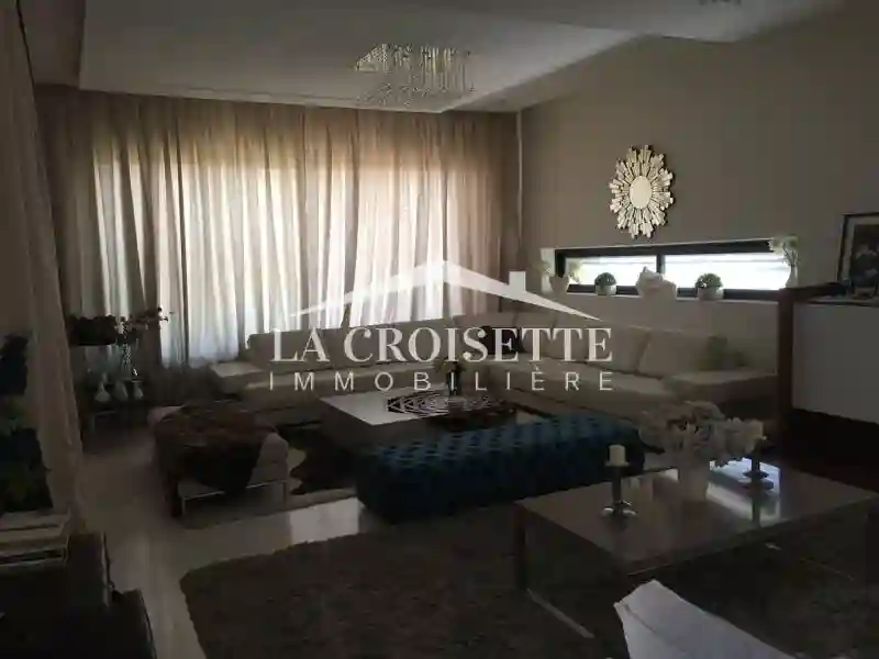 Villa s+5 Avec Piscine aux Jardins de Carthage Mvl0599 - Vue 3