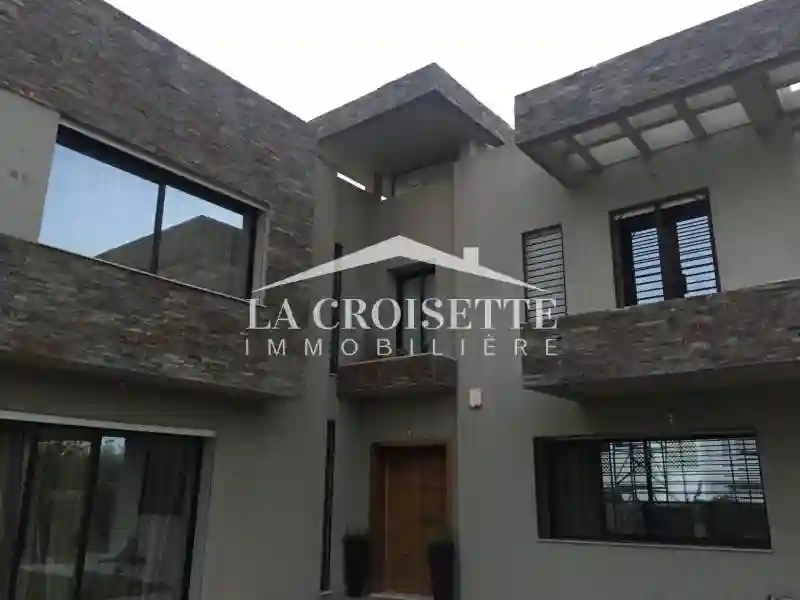 Villa s+5 Avec Piscine aux Jardins de Carthage Mvl0599 - Vue 4