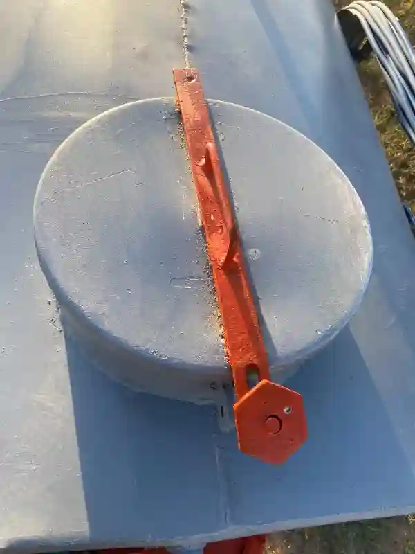 Pompe De Traitement Agricole Pulvérisateur Avec Citerne 2000l - Vue 4