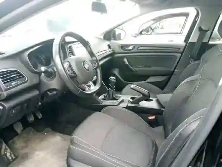 Renault Megane Sedan Full Option Première Main - Vue 1