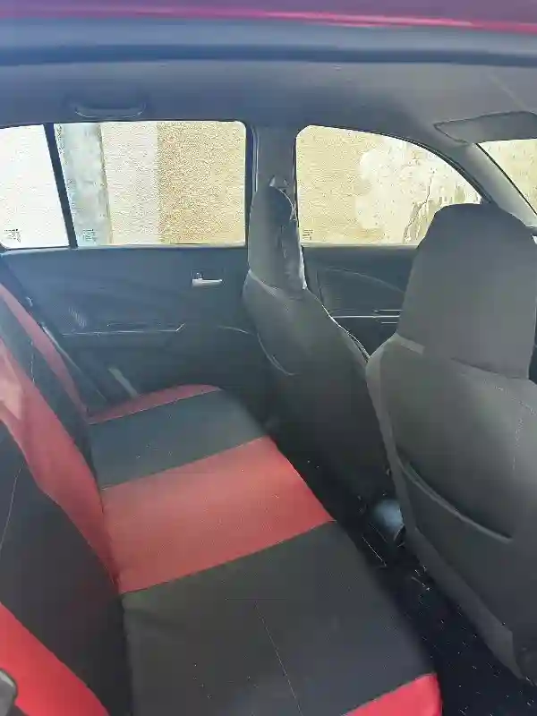Suzuki Celerio Essence 2018 - Vue 5