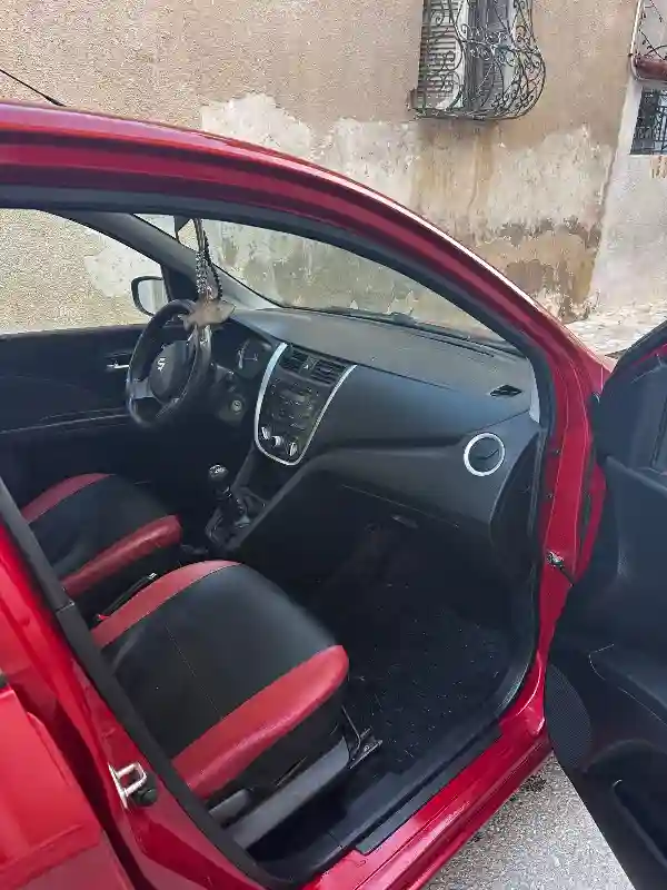Suzuki Celerio Essence 2018 - Vue 6