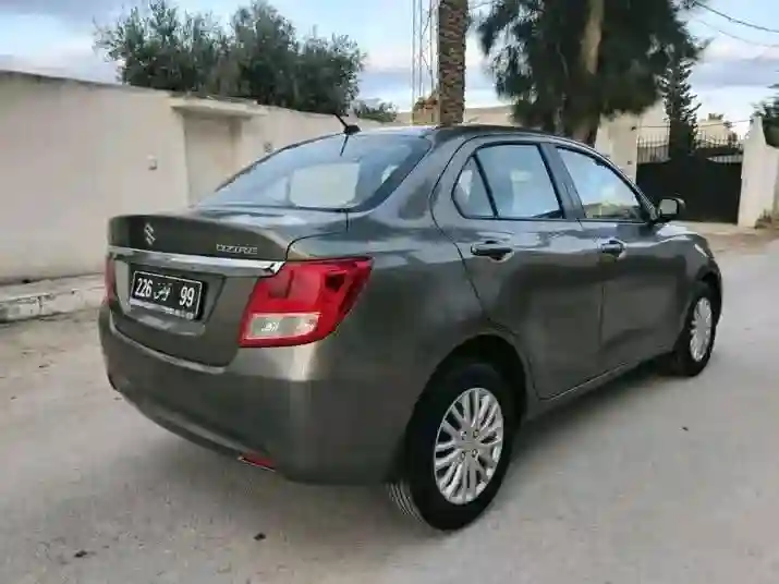 Suzuki Dzire GL Première Main EN Très BON État - Vue 2