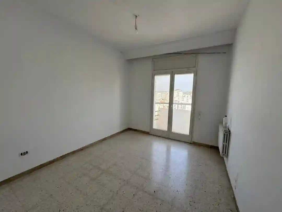S2 290 md Ennasr 2 à Cite Ennasr 2 - Vue 3