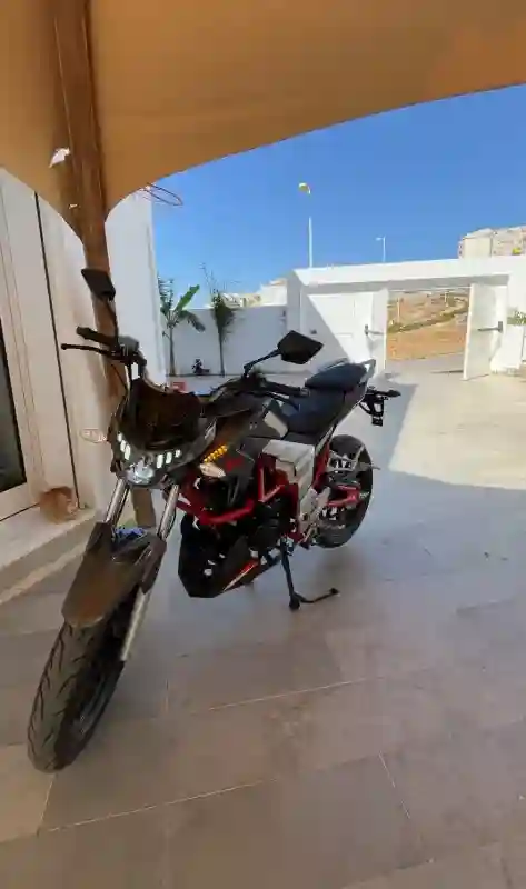 Moto Senke 125 cc - Vue 1