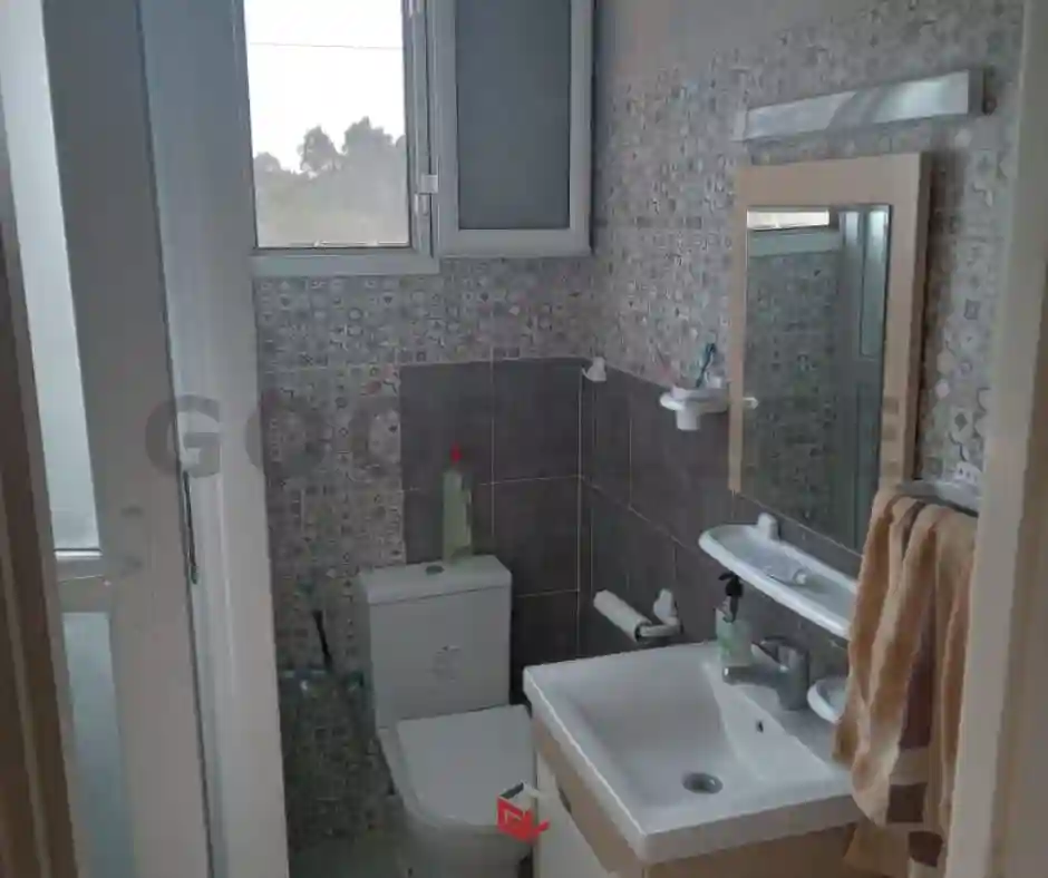 Petit Immeuble Avec 4 Apparts à la Soukra à La Soukra - Vue 4