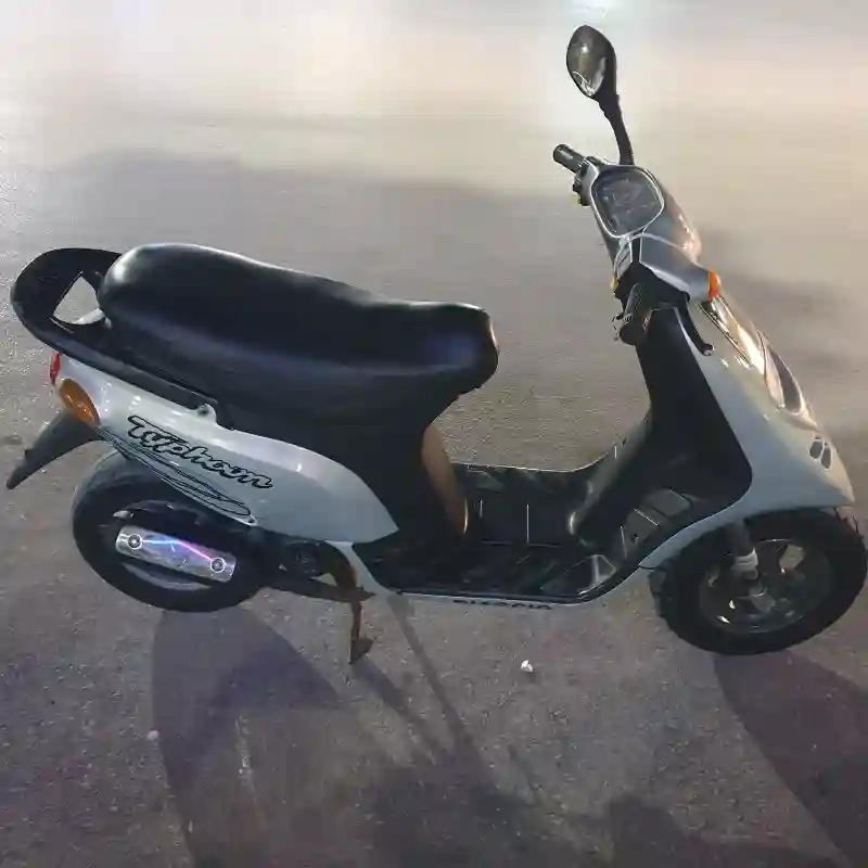 Piaggio Typhoon 50 2t - Vue 1