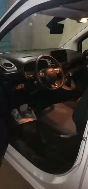 Citroen Berlingo Diesel 2021 - Vue 1