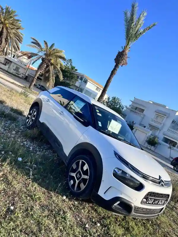Citroen C4 Cactus Diesel 2021 - Vue 3