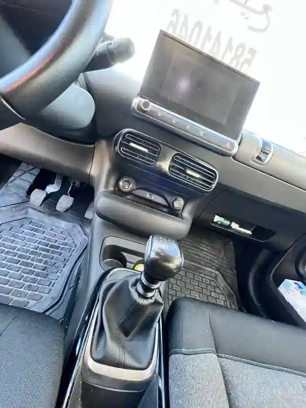 Citroen C4 Cactus Diesel 2021 - Vue 5