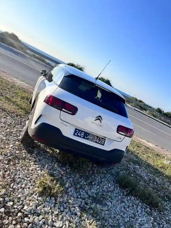 Citroen C4 Cactus Diesel 2021 - Vue 6