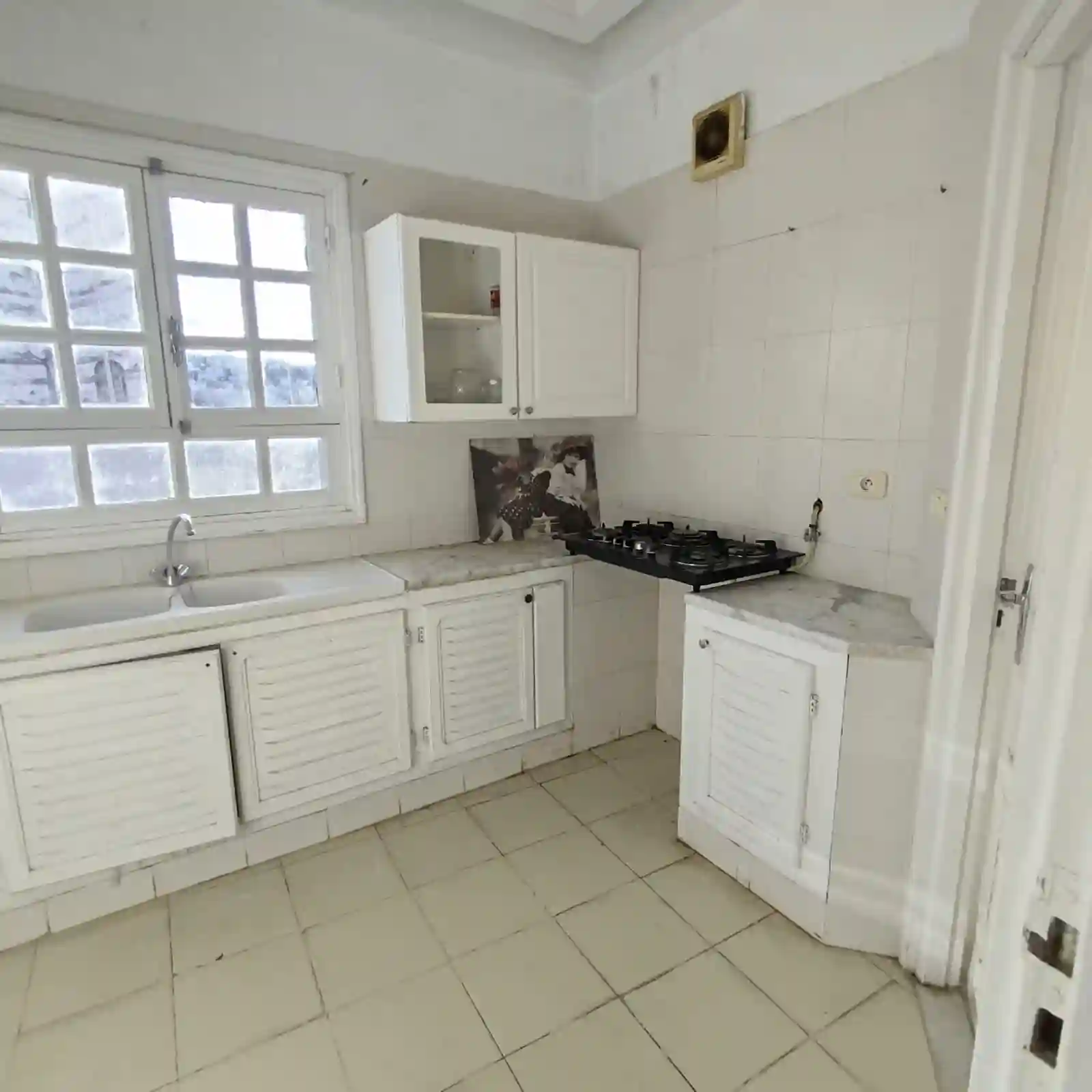 Etage de Villa Meublé à Menzah7 à El Menzah 7 - Vue 2