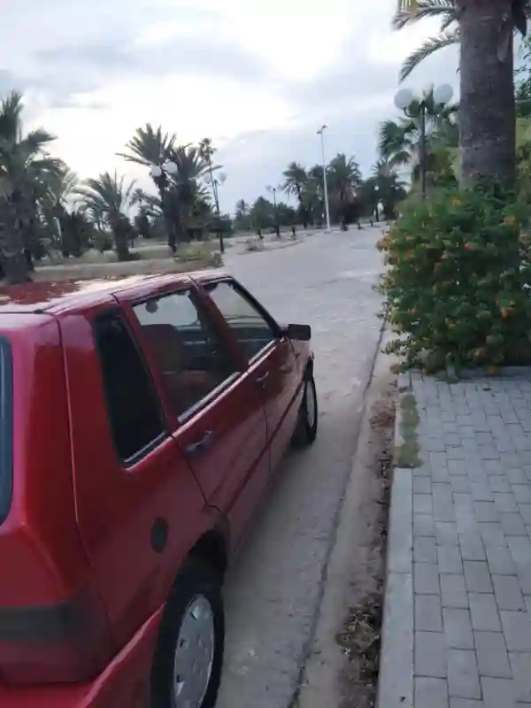 Fiat UNO Essence 1995 - Vue 7