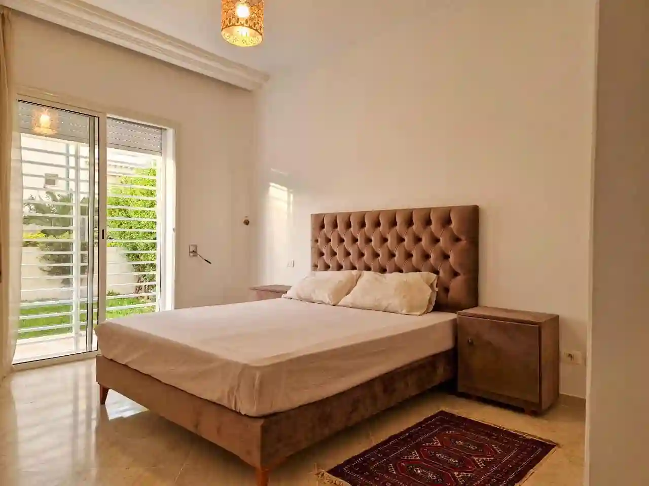 Ravissant Appartement s2 Meublé hs à Ennasr2 à Cite Ennasr - Vue 2
